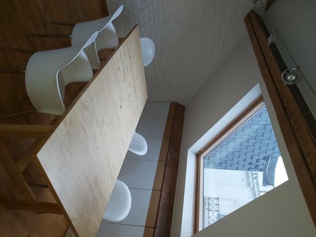 Hier is een all in exclusief coworking verhuurkantoor