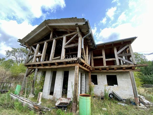 Hier können Sie sich verwirklichen ca. 2.400 qm Grund was gibt's da zu meckern?