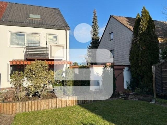 Hier lässt es sich Wohnen!. Gepflegte Doppelhaushälfte mit Garage in ER Tennenlohe