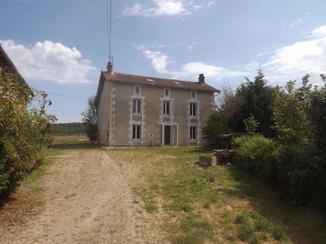 Hiesse Maison avec 6 chambres, dependences et terrain. 230m² Hiesse