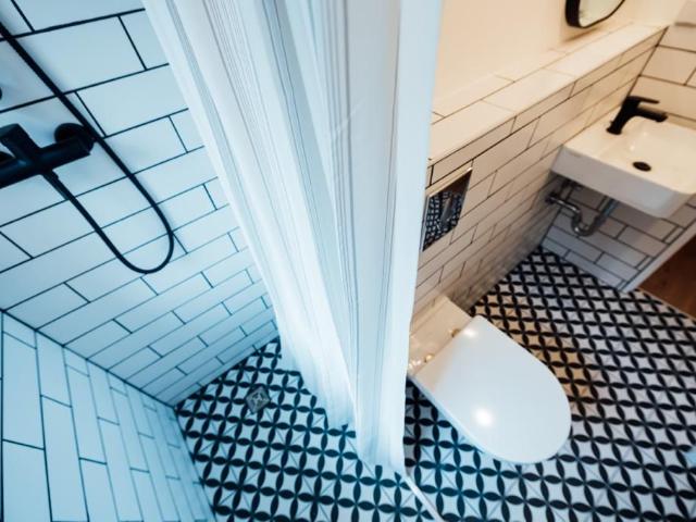 High Class Fully Furnished apartment in the heart of Berlin, Berlin Amsterdam Apartments for Rent