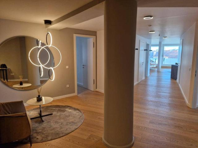 HIGH END TURNKEY TERRASSENWOHNUNG SCHWARZENBERGPLATZ