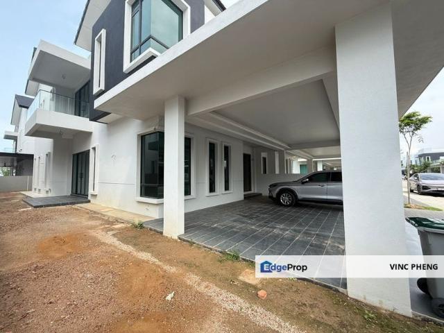 High End Double Storey Semi D 8 Residence Padang Temu