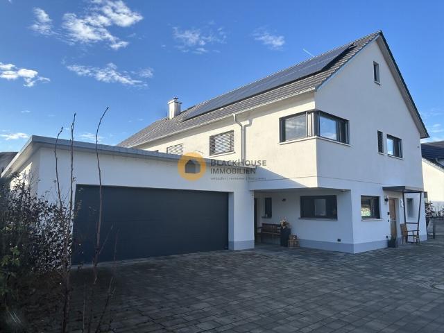 High End Einfamilienhaus mit Einliegerwohnung in Bayern: zum Flughafen MUC 39km