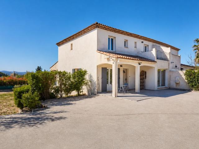 ✨ High end furnished villa with garden & terrace – Aix en Provence