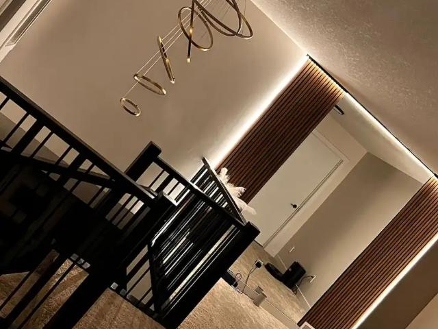 High End, Modern 4+Den with Central AC Furnished/Unfurnished optional