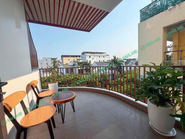 HIGH END STUDIO APARTMENT WITH HUGE BALCONY ON PHAN TU STREET