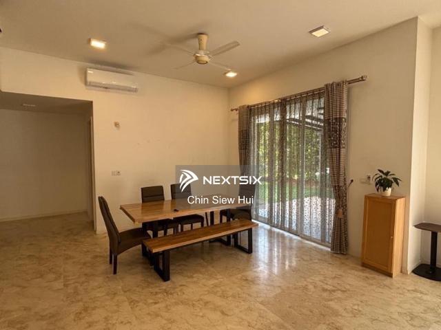 High Floor Nice View And Windy Unit Condo For Sale