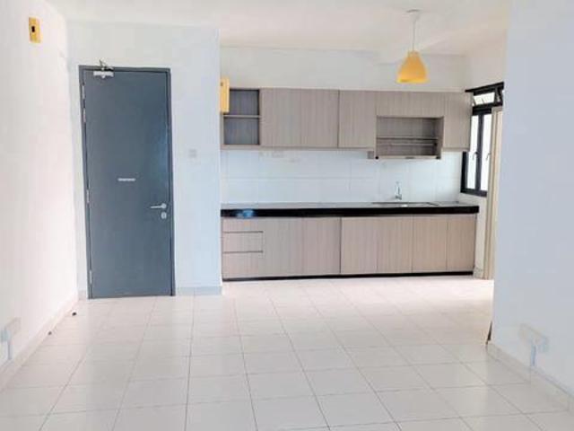 HIGH FLOOR FURNISHED 3 Bedroom Metia Residence Seksyen 13 Shah Alam