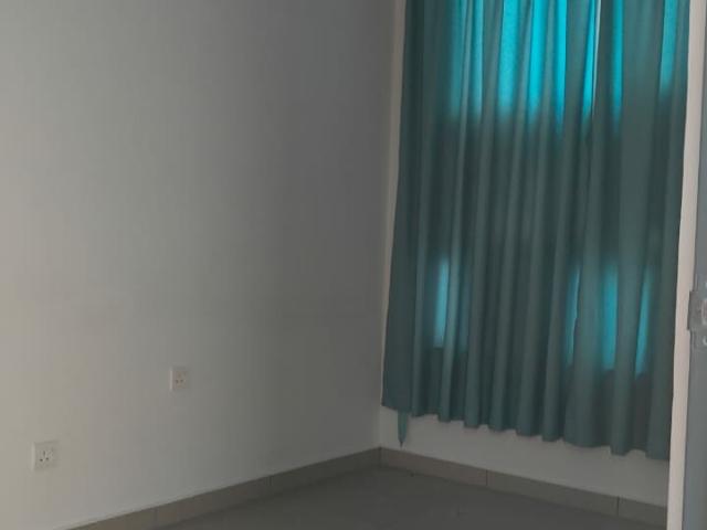 High Floor Unit at D'Carlton Seaview Residences – Sale or Rent Opportunity!