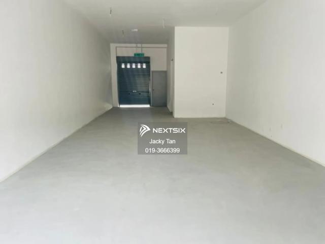 High floor unit at Southlink, Included WiFi