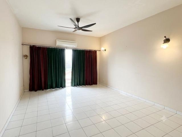 High Floor 3 Bedroom Condo at Tiara Kelana SS7 Kelana Jaya For Sale