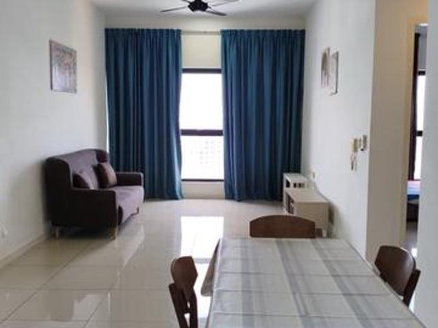 High level lovely condo for rent
