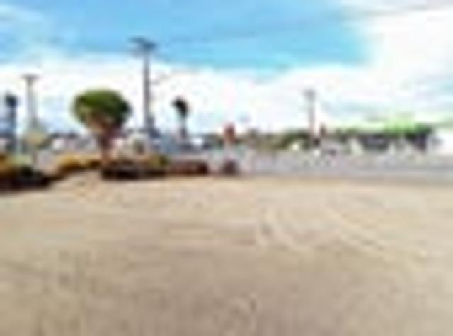 HIGH PROFILE CORNER SITE IN THE HEART OF WYNDHAM