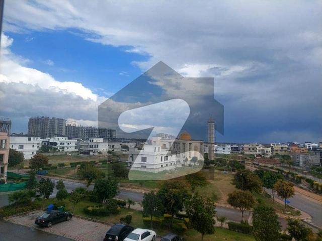 High ROI Investment, 1250 Sq. Ft Secure, Ready for Possession, Prime Corner Plot, in Block G, Top City 1 Islamabad