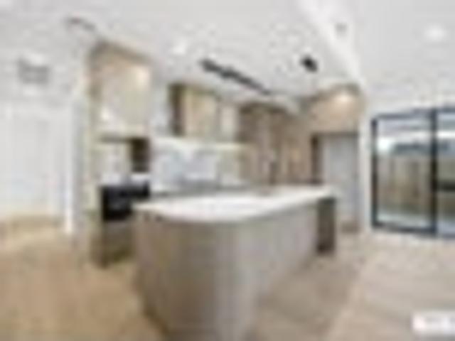 High Spec Dual Kitchens & Dual Ensuites