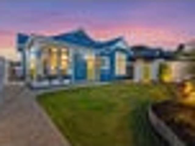 High Spec St Clair Villa