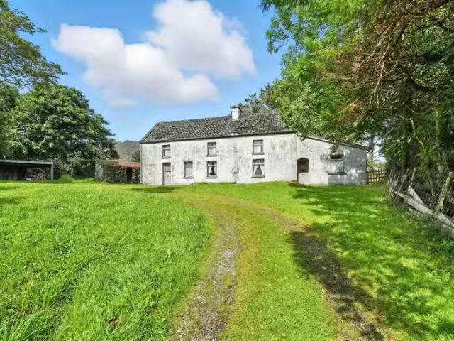 High Trees, Errisbeg, Roundstone, County Galway, H91 K7X9