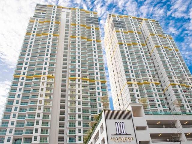 High Unit Seaview CondobSkyridge Garden Tanjung Tokong FOR SALE