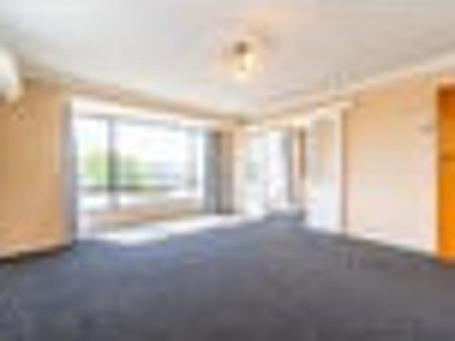 Highfield, 2 bedrooms, $470 pw