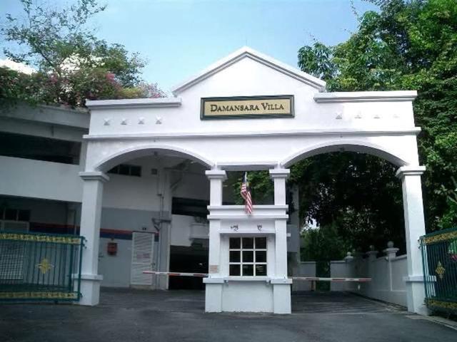 HighFloor Unit for Rent Damansara Villa Condominium