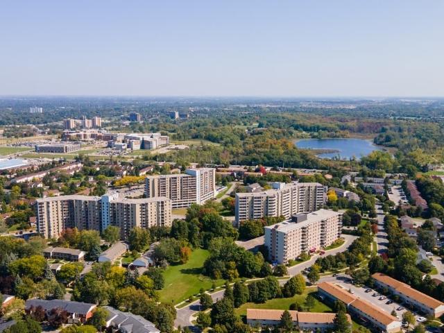 Highland Village 1 Bedroom Apartment for Rent at 450 Sandringham Cres, London, ON N6C 5T9 Highland