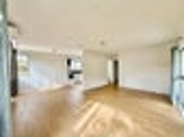 Highland Park, 3 bedrooms, $650 pw