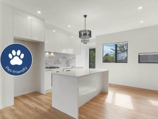 Highland Park, 4 bedrooms