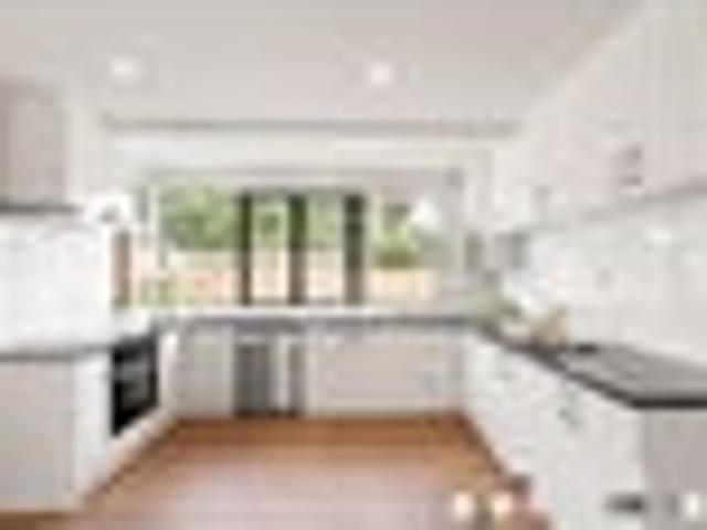 Highland Park, 4 bedrooms, $900 pw