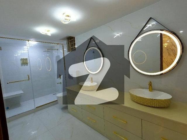 Highly Coveted 8 Marla House Is Available In D 12/1 For Sale