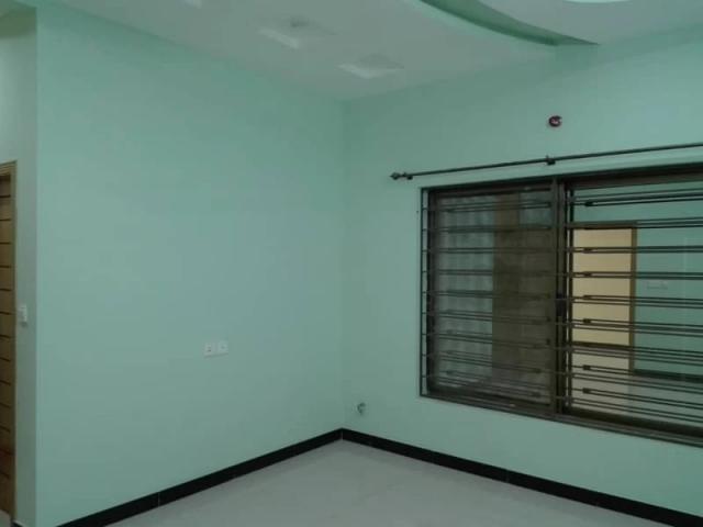 Highly coveted 2800 Square Feet House Is Available In I 8/2 For sale Islamabad I 8 ID 80144