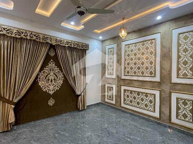 Highly coveted On Excellent Location 10 Marla House Is Available In Citi Housing Society For rent