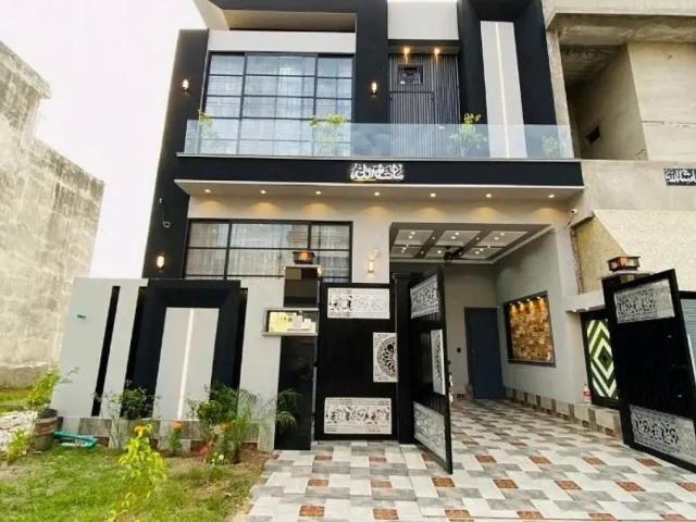 Highly coveted Prime Location 5 Marla House Is Available In Citi Housing Society For sale Gujranwala Citi Housing Society ID 98988