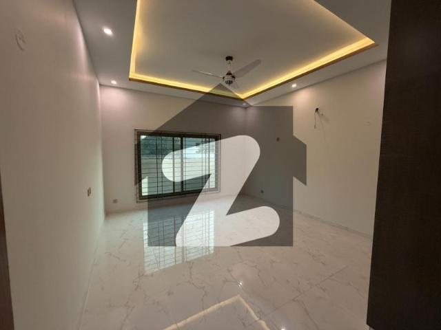 Highly coveted Prime Location 272 Square Yards House Is Available In Bahria Town Precinct 6 For sale Bahria Town Precinct 6
