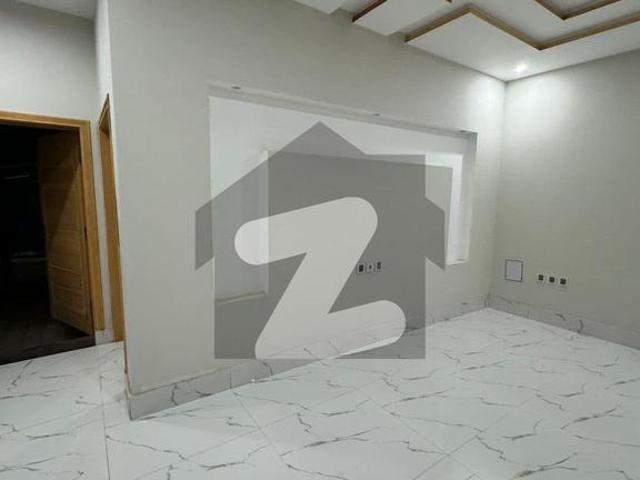 Highly Desirable Prime Location 10 Marla House Available In Wapda Town Phase 2