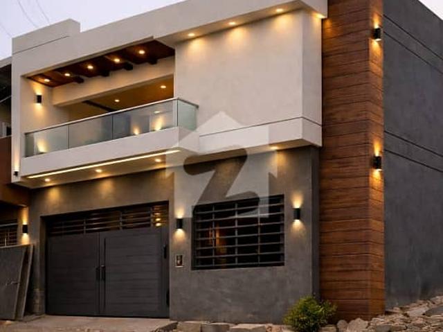 Highly Desirable 133 Square Yards House Available In Gulshan E Roomi