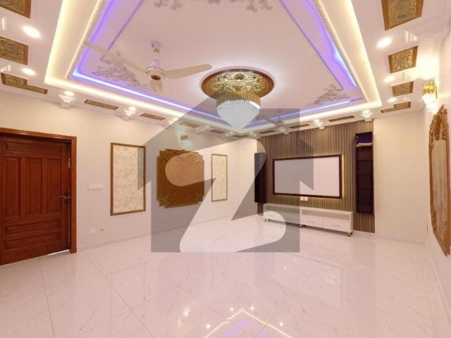Highly Desirable 1 Kanal House Available In G 14