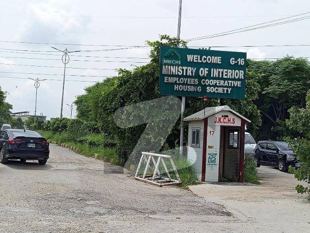 Highly Desirable 4500 Square Feet Residential Plot Available In G 16/4