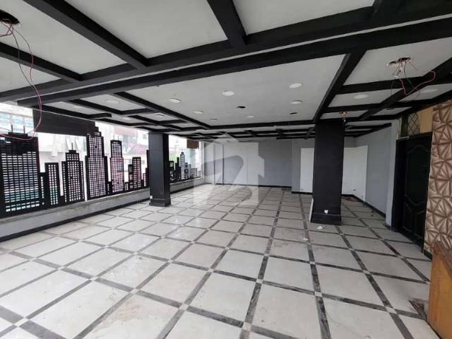 Highly Desirable 4000 Square Feet Office Available In G 10 Markaz