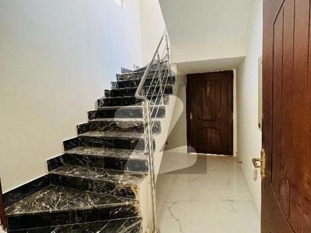 Highly Desirable 500 Square Yards House Available In Falcon Complex New Malir