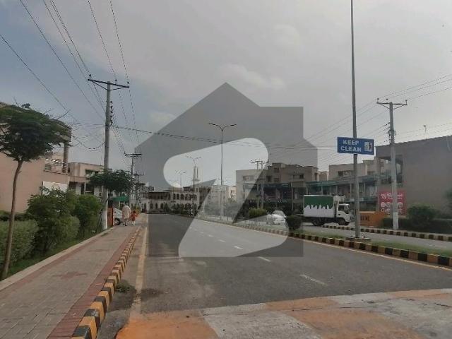 Highly Desirable 5 Marla Flat Available In Askari 11 Sector C