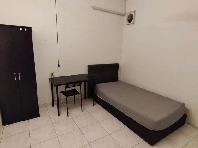 ️✨Highly speed Wifi! Available room for Rent @ Bandar Puteri with 5 min driving to LRT Station!