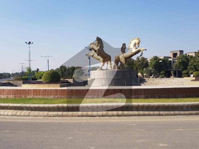 Highly Recommended All paid LDA Approved 5 Marla Plot for Sale in Eastern Extension Block Bahria Orchard Phase 1 Lahore