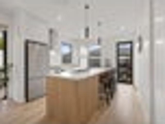 HighSpec Haven in the Sought After Huapai Triangle