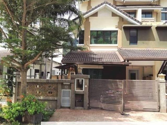 Hijauan Residence