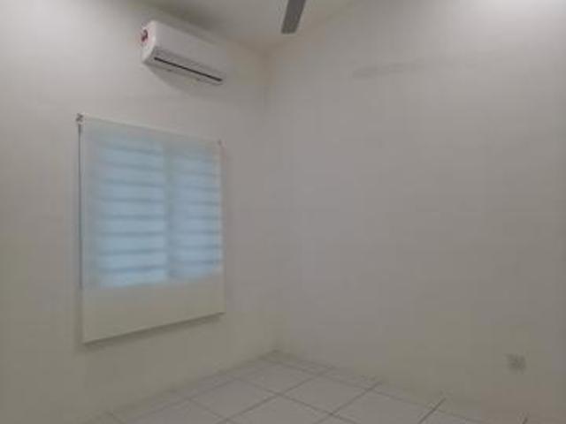 Hijauan valdor 5min to batu kawan ikea design villages kdu