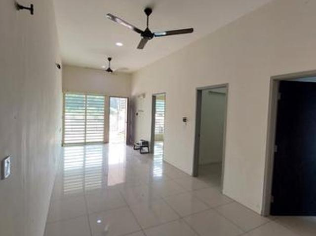 Hijauan Valdor 1storey Terrcae Gated Guarded no facing house