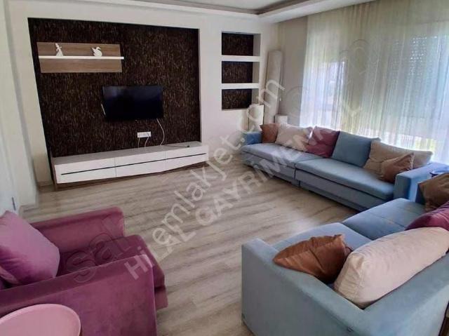 Hilal Gayrimenkulden Hurmada Uzun Dönem Eşyalı *2+1*kiralık