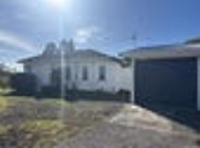 Hill Park, 3 bedrooms, $660 pw