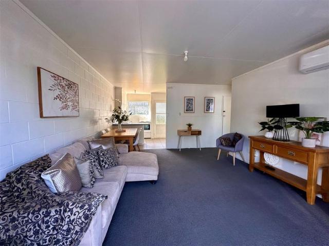 hill park, 2 bedrooms